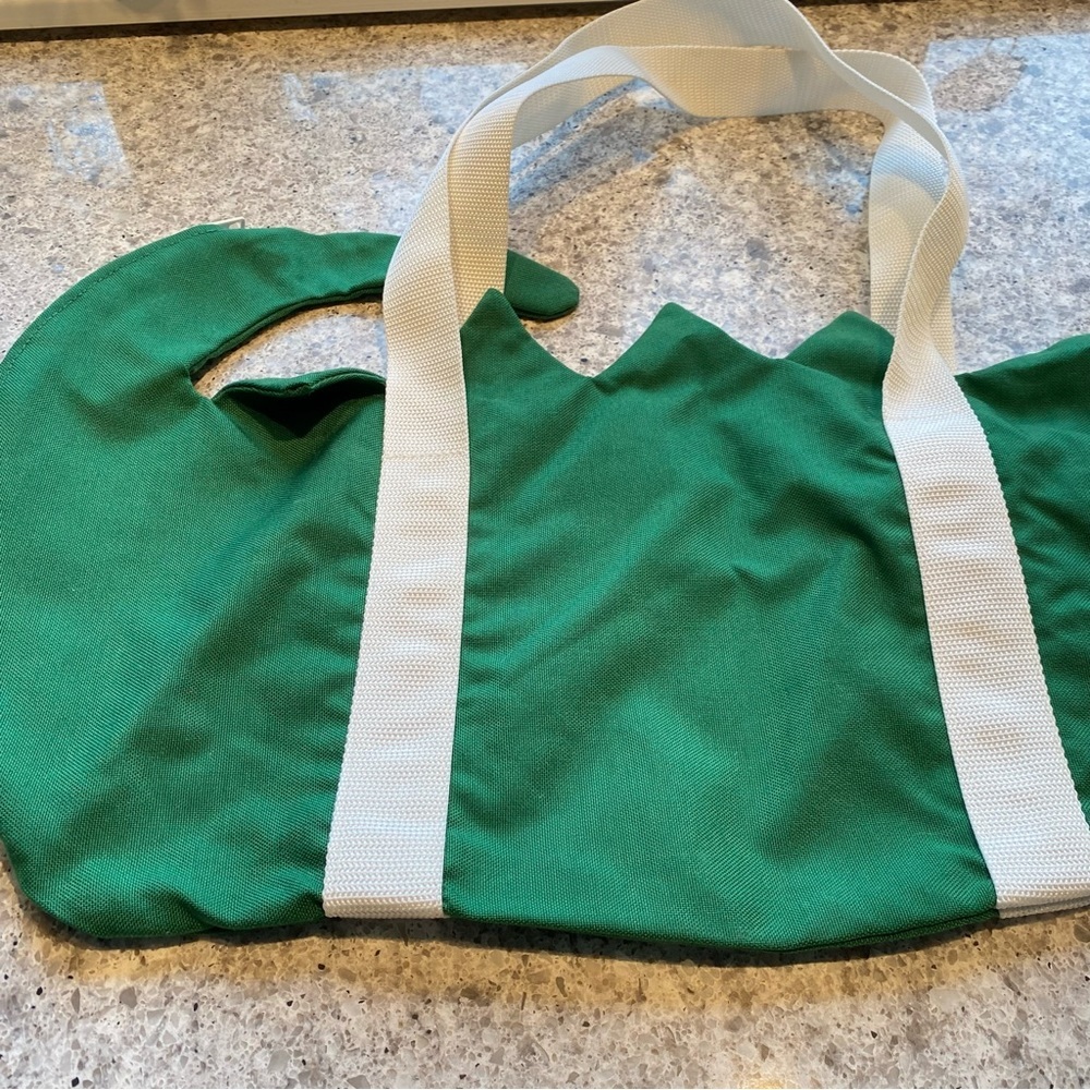 BAGZ VINTAGE Unique Alligator Zip Up Bag 32” - Picture 3 of 11
